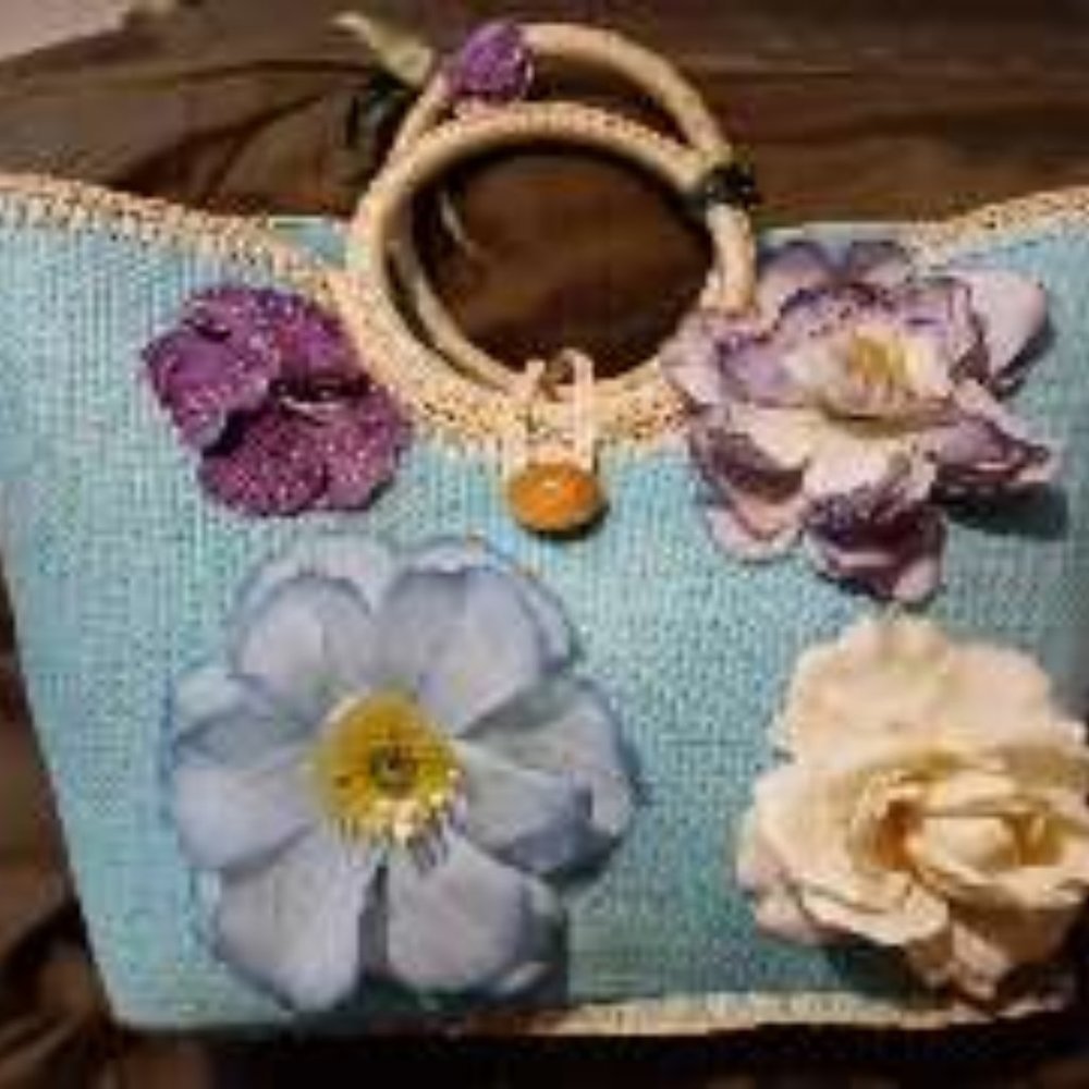 STRAW SPRING/SUMMER TOTE pre-owned/GORGEOUS